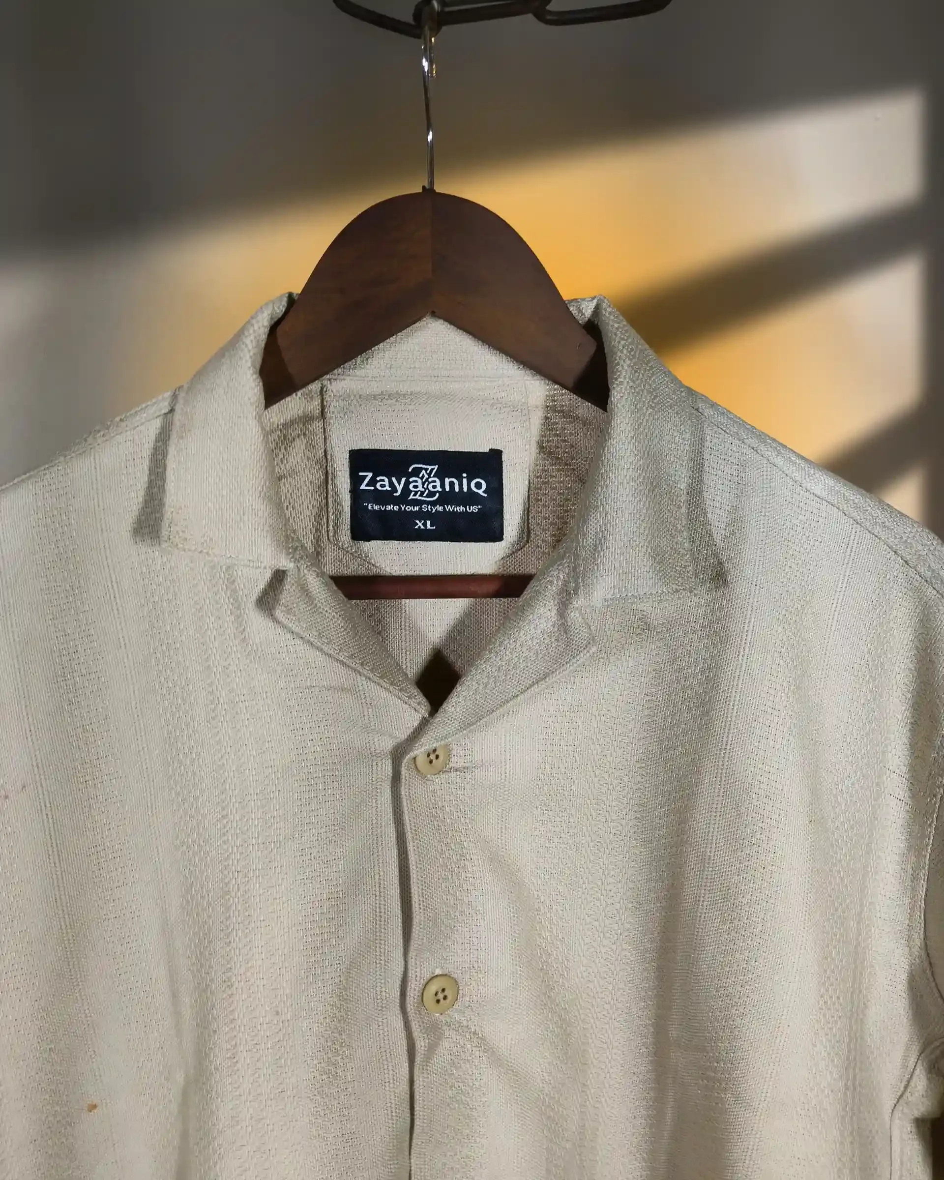 Textured Beige Cuban Collar